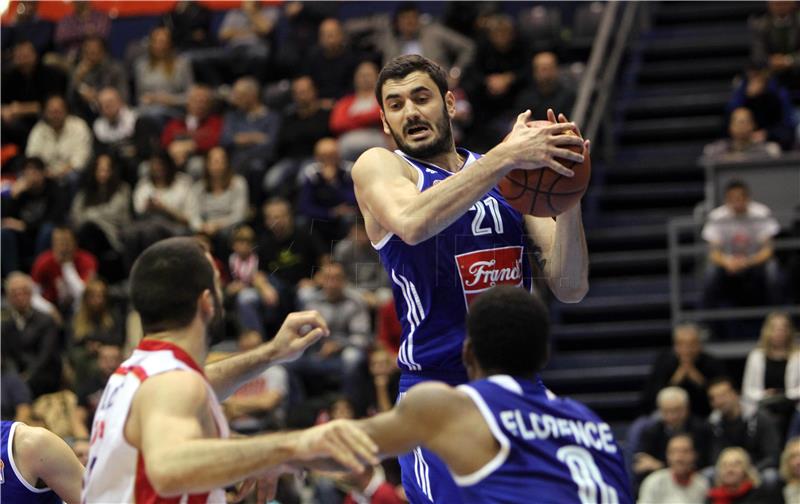 Utakmica 12. kola regionalne ABA lige : Crvena Zvezda - Cibona 75:58