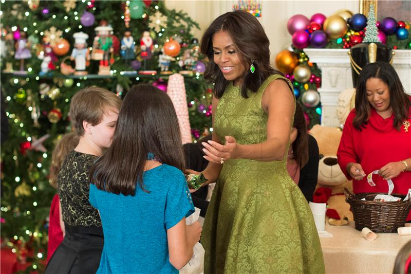 USA WHITE HOUSE HOLIDAY DECORATIONS