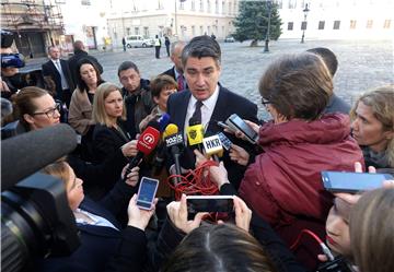 Zoran Milanović dao izjavu za medije uoči prve sjednice 8. saziva Hrvatskog sabora