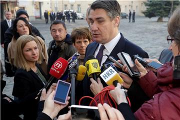 Zoran Milanović dao izjavu za medije uoči prve sjednice 8. saziva Hrvatskog sabora