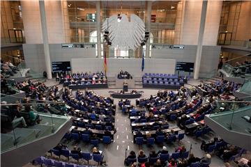 Bundestag velikom većinom odobrio vojnu misiju protiv IS-a