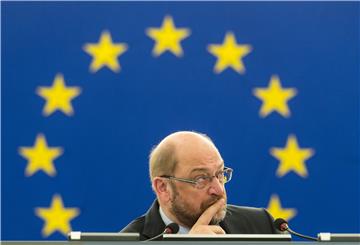 Njemačka: Schulz kritizira sporo rješavanje zahtjeva za azilom