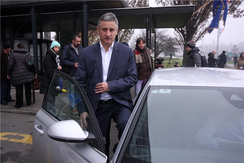 Karamarko ne odustaje od tužbe protiv Nacionala zbog Manolićeve tvrdnje da je bio "doušnik Udbe" 