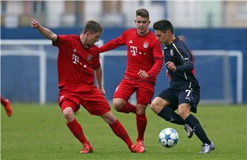 Juniorska Liga prvaka, Dinamo - Bayern