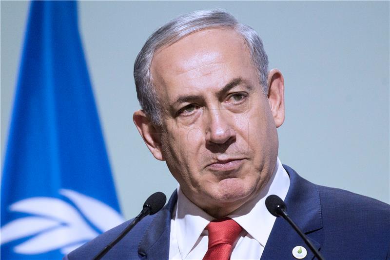 Netanyahuov pas stavljen u karantenu pošto je ugrizao goste