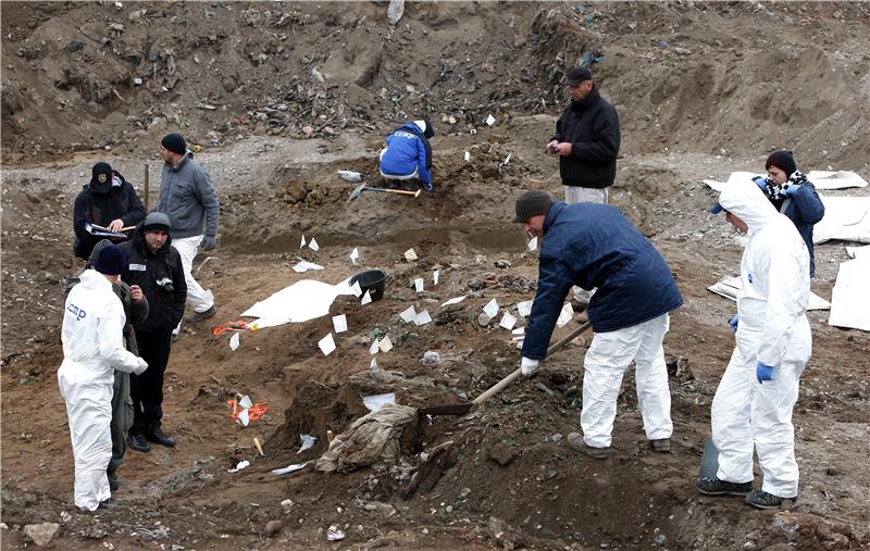 BOSNIA MASS GRAVE