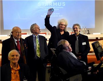 BRITAIN SCIENCE AWARD STARMUS