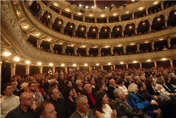 Rijeka: premijera predstave "Una vita da cantare" s Alidom Delcaro u glavnoj ulozi