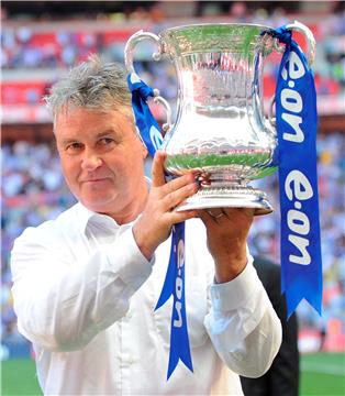 FILE BRITAIN SOCCER HIDDINK