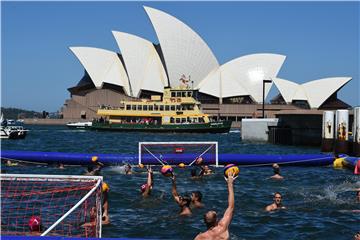 AUSTRALIA WATER POLO BY THE SEA