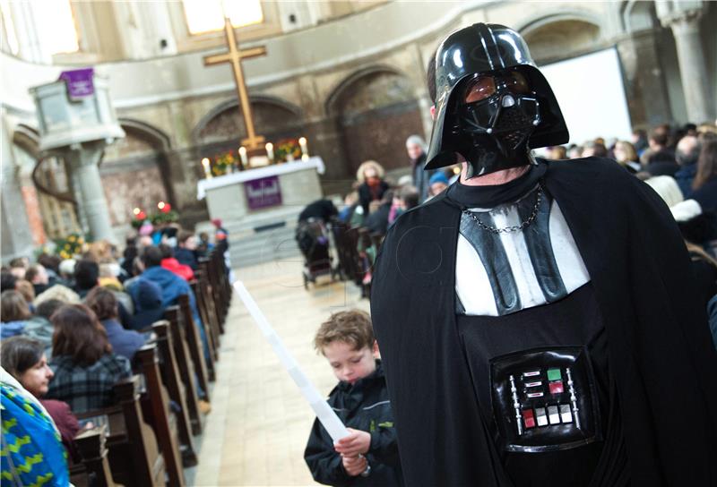 GERMANY RELIGION STAR WARS MASS