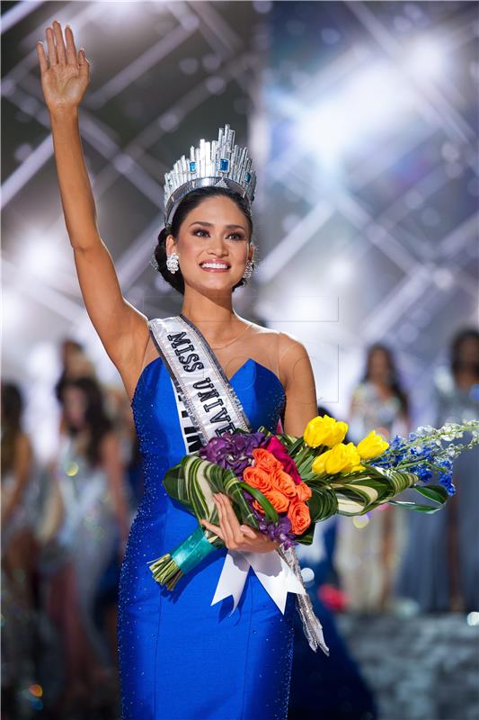 Miss Filipina izabrana za Miss Univers nakon velike pogrješke u izravnom prijenosu