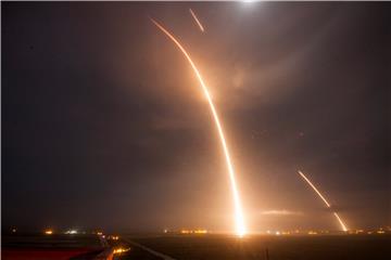 USA SPACEX FALCON 9 ROCKET