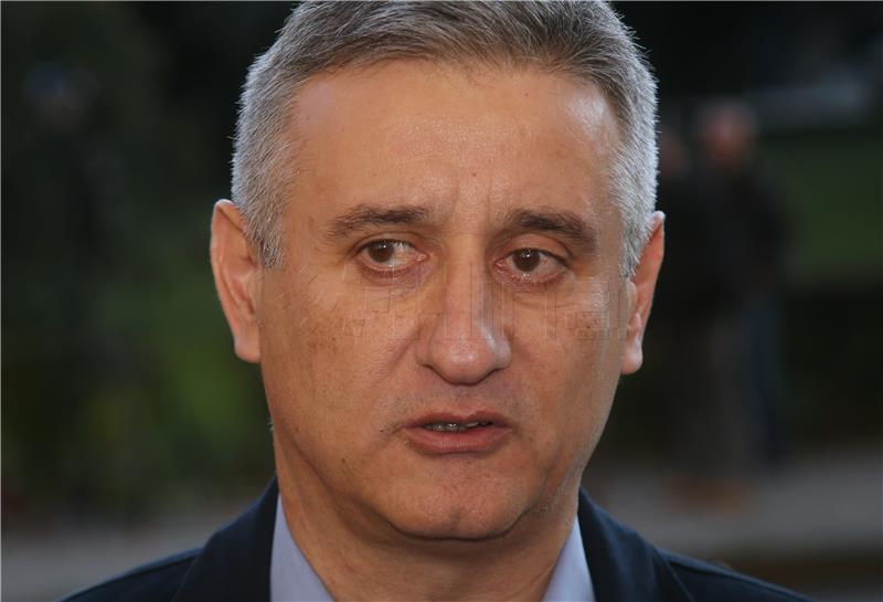 Karamarko: Predsjednica će odlučiti hoće li dati dodatni rok