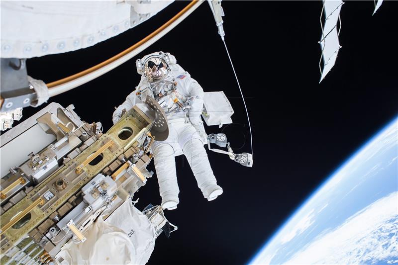 SPACE SCIENCE IS SPACEWALK