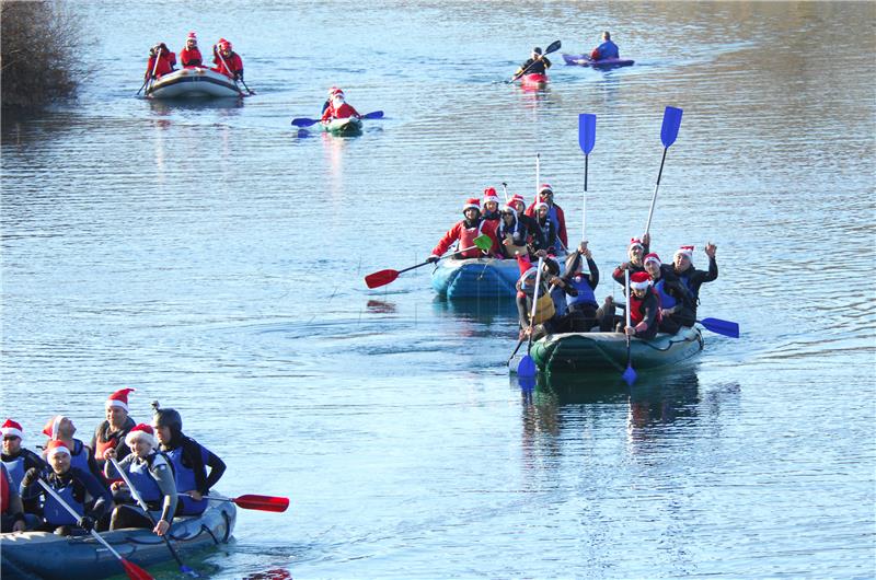 Božićni humanitarni rafting na Mrežnici