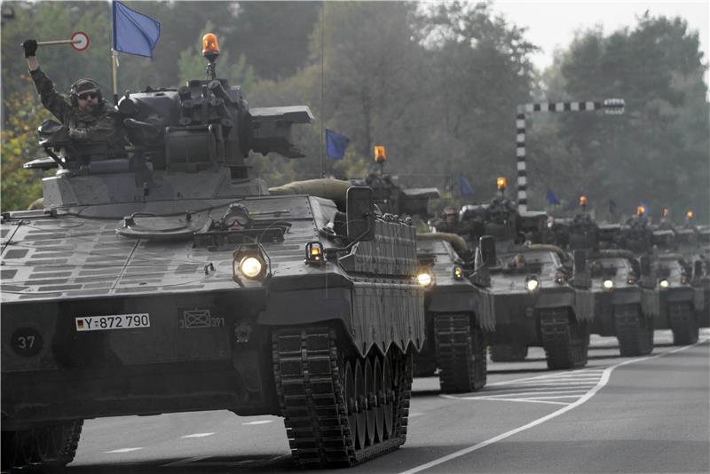 Većina Nijemaca podržava povećanje broja vojnika Bundeswehra