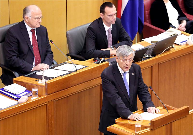 Reiner says proposal to rename parliament not crucial part of his address