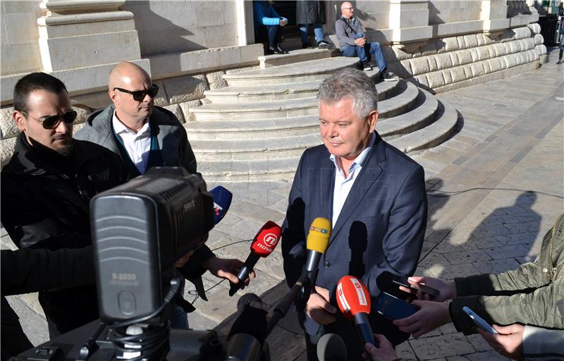 Dubrovnik mayor claims innocence