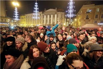 Doček Nove 2016. godine na Trgu bana Josipa Jelačića u Zagrebu