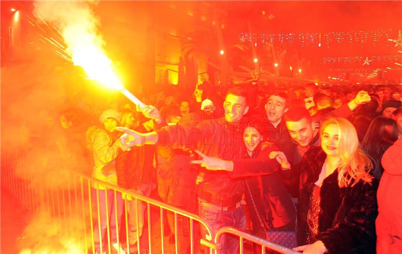 Uz spektakularni vatromet Splićani ušli u 2016.