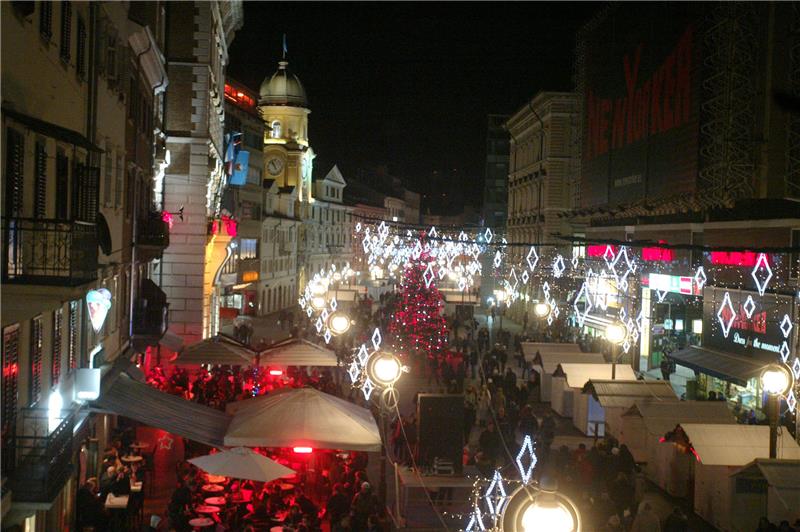 Rijeka u 2016. ušla uz Moskvu, Belana & Fiumense i Hladno pivo