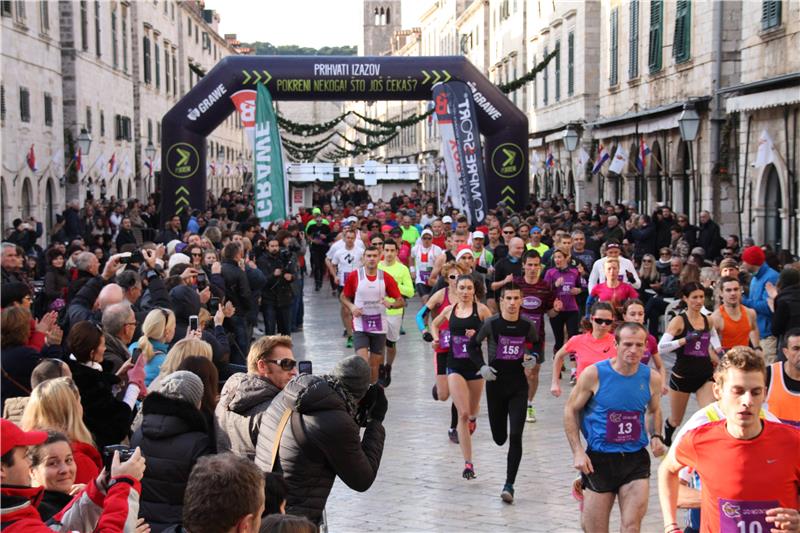 Novogodišnja utrka 'DuRun10K' 