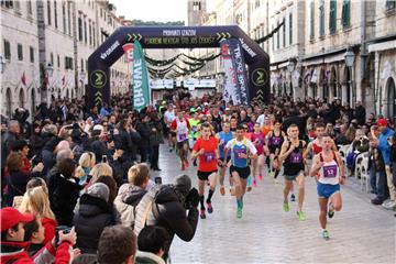 Novogodišnja utrka 'DuRun10K' 