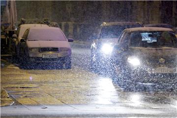 U Zagrebu počeo padati prvi snijeg ove zime