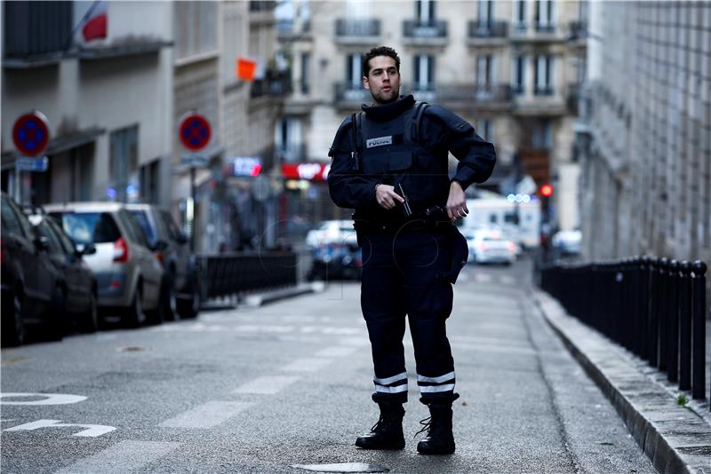 FRANCE SHOOTING POLICE STATION