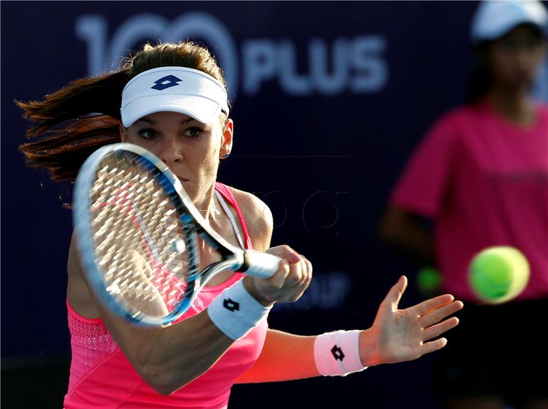 WTA Shenzhen: Radwanska i Riske u finalu