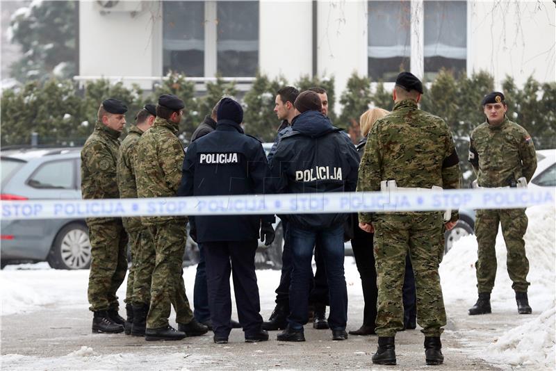 Zagreb: Muškarac se bacio sa zgrade, u stanu još dvoje mrvih