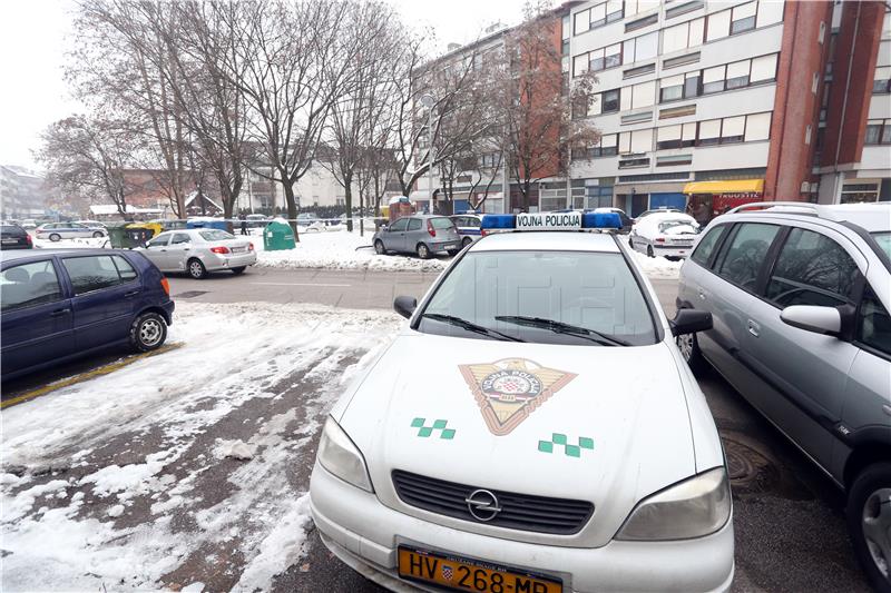 Zagreb: Muškarac se bacio sa zgrade, u stanu još dvoje mrvih