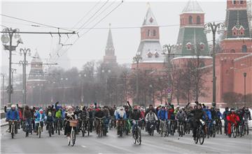 RUSSIA WINTER BICYCLE PARADE