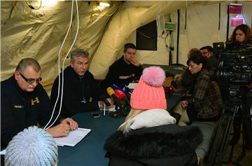 Ranko Ostojić održao konferenciju za novinare u Zimskom prihvatnom tranzitnom centru u Slavonskom Brodu