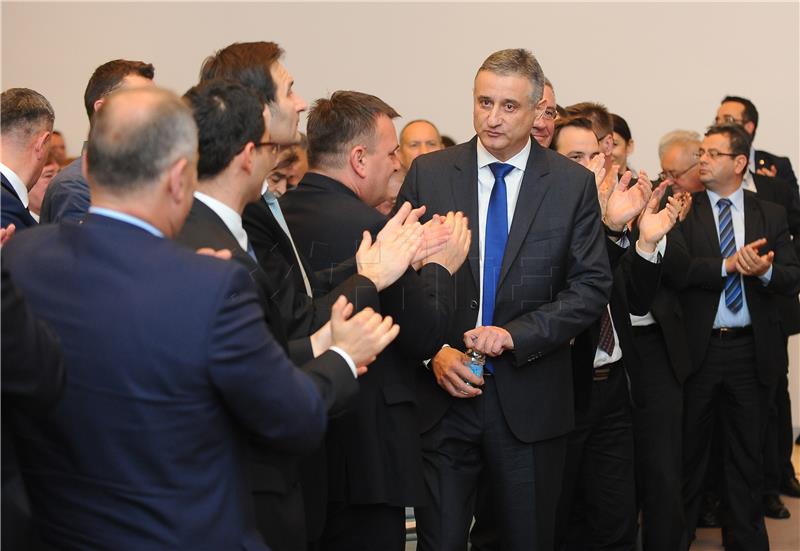 Karamarko says time will show who the thieves are