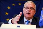 EU Commissioner backs Bosnia's faster progress on EU path