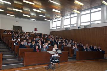 Nagrade Zaklade Dr. Ljerka Markić Čučuković studentima Domagoju Vočanecu i Marku Rimcu