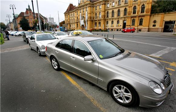 Zagreb demantira AZTN: Našom odlukom o autotaksi prijevozu omogućeno je tržišno natjecanje