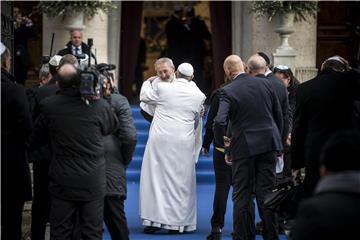 ITALY POPE FRANCIS VISITS ROME SYNAGOGUE