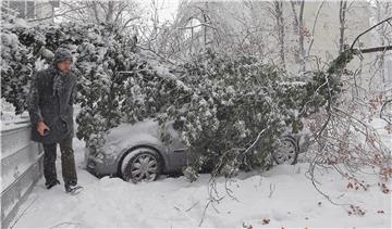 ROMANIA WEATHER HEAVY WINTER