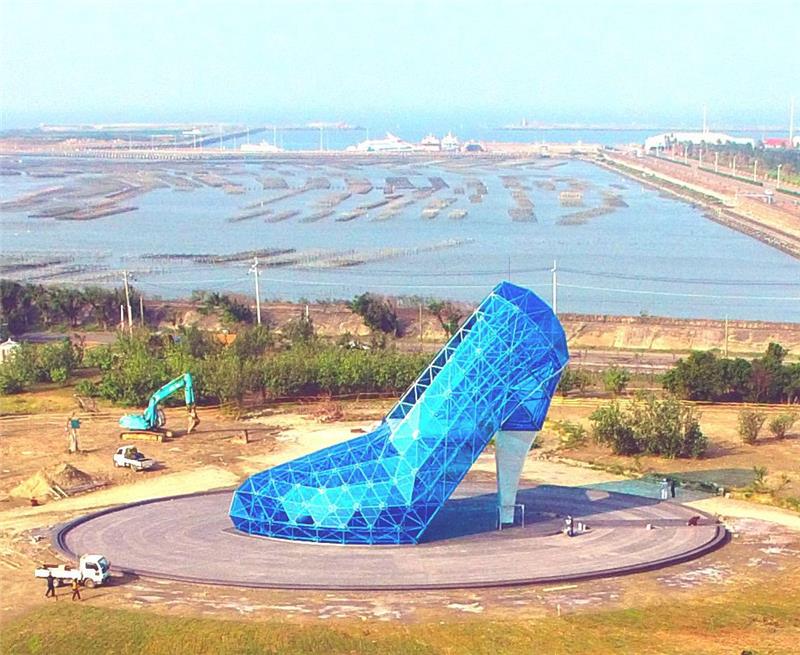 TAIWAN HIGH-HEELED SHOE CHURCH