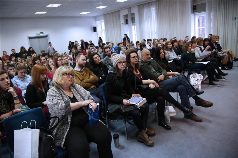 Okrugli stol "Mjesto medijske pismenosti u hrvatskim školama"