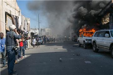 epaselect HAITI ELECTIONS PROTESTS