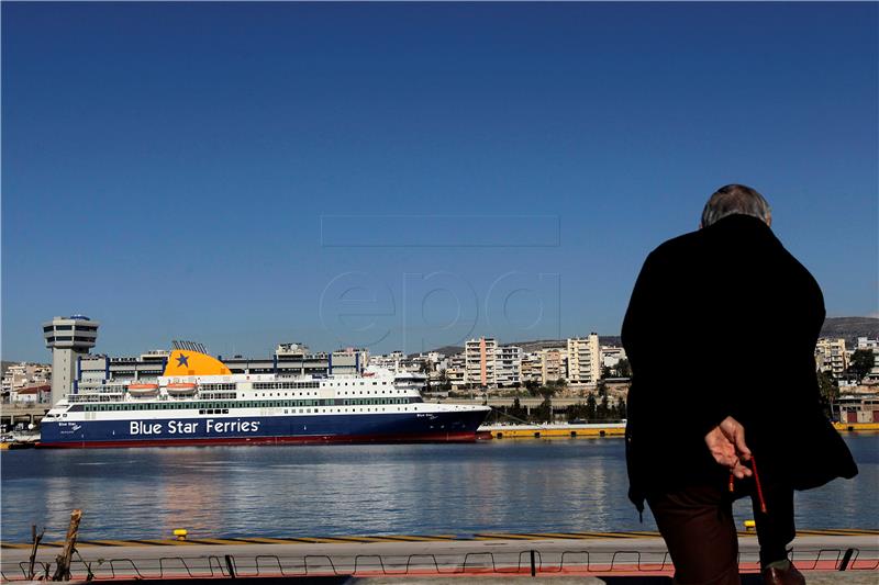 GREECE PRIVATISATION   PORT OF PIRAEUS