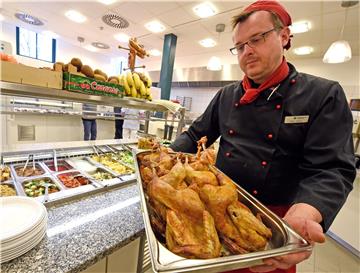 GERMANY SCIENCE POULTRY PRODUCTION