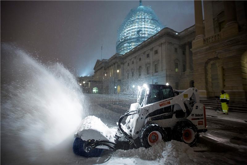 USA WEATHER BLIZZARD