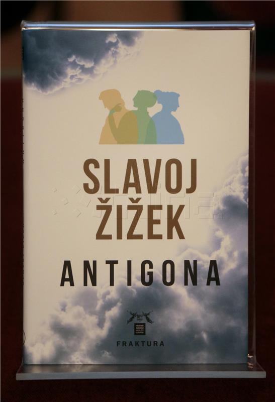 Predstavljena drama Slavoja Žižeka "Antigona" 