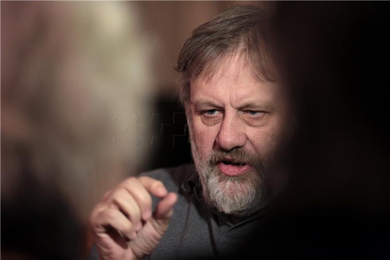 Žižek: Fascinira me ideja male promjene originala koja svemu daje drugo 'svjetlo' 