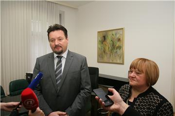 Lovro Kuščević preuzeo dužnost od bivše ministrice Anke Mrak Taritaš